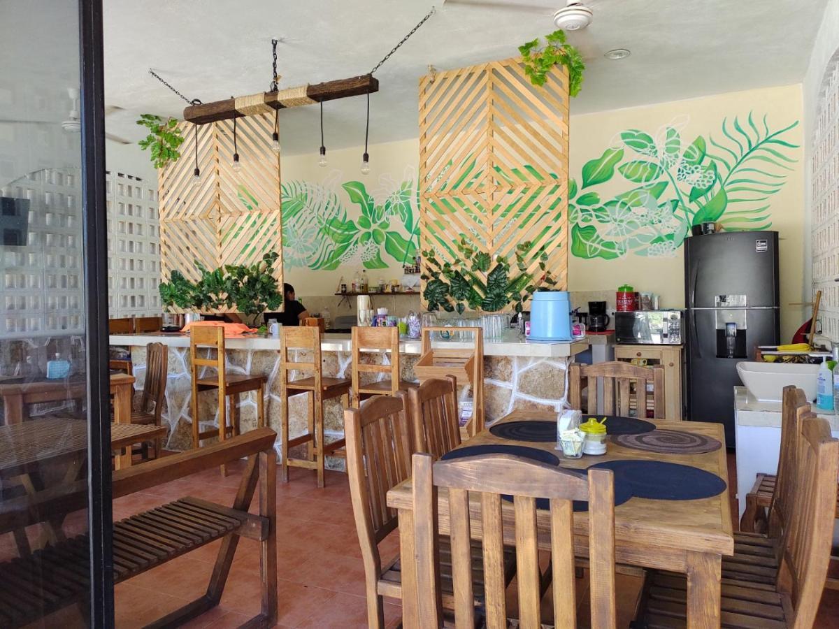 Hotel Villa Gabriela - Restaurant, Bikes ,Lands Tours Celestun Dış mekan fotoğraf