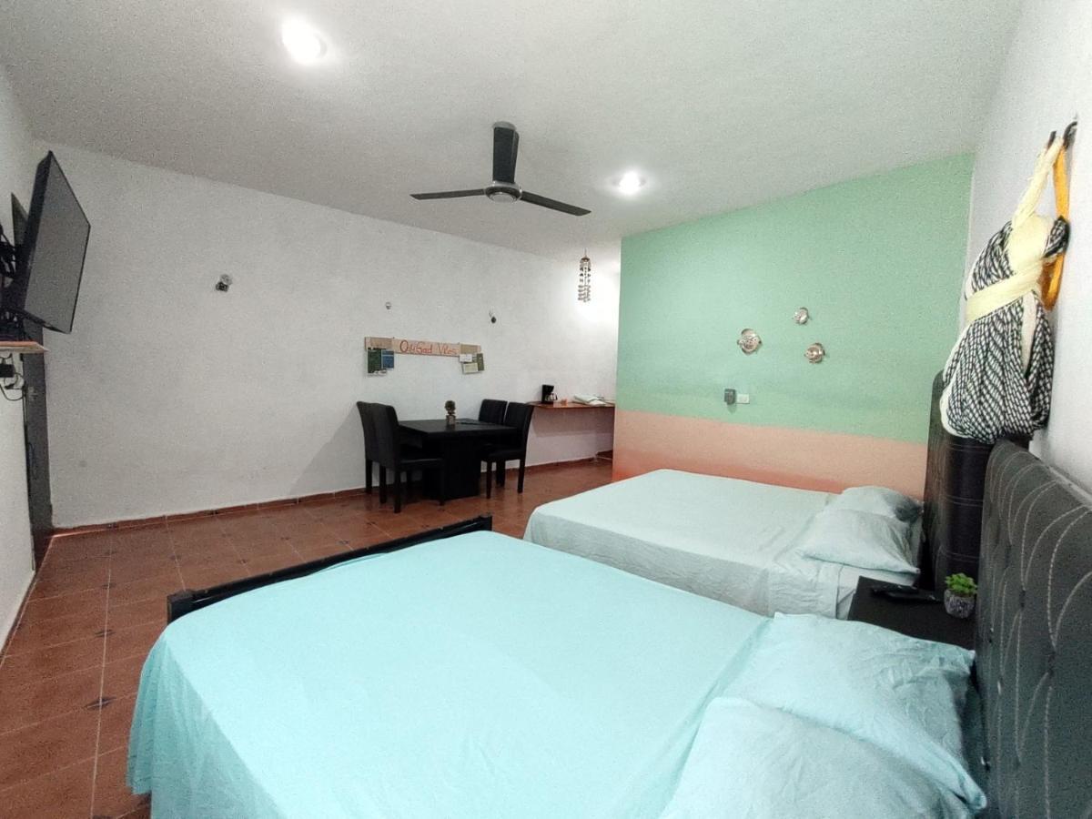 Hotel Villa Gabriela - Restaurant, Bikes ,Lands Tours Celestun Dış mekan fotoğraf