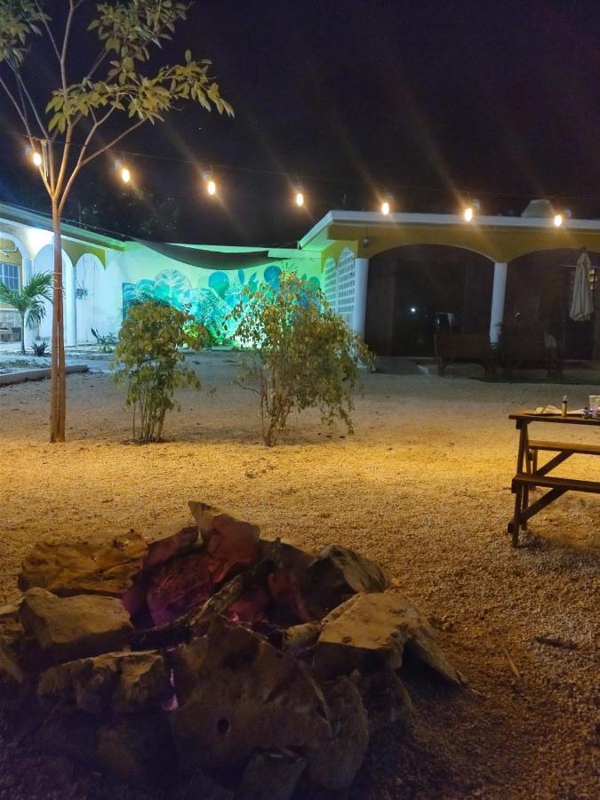 Hotel Villa Gabriela - Restaurant, Bikes ,Lands Tours Celestun Dış mekan fotoğraf
