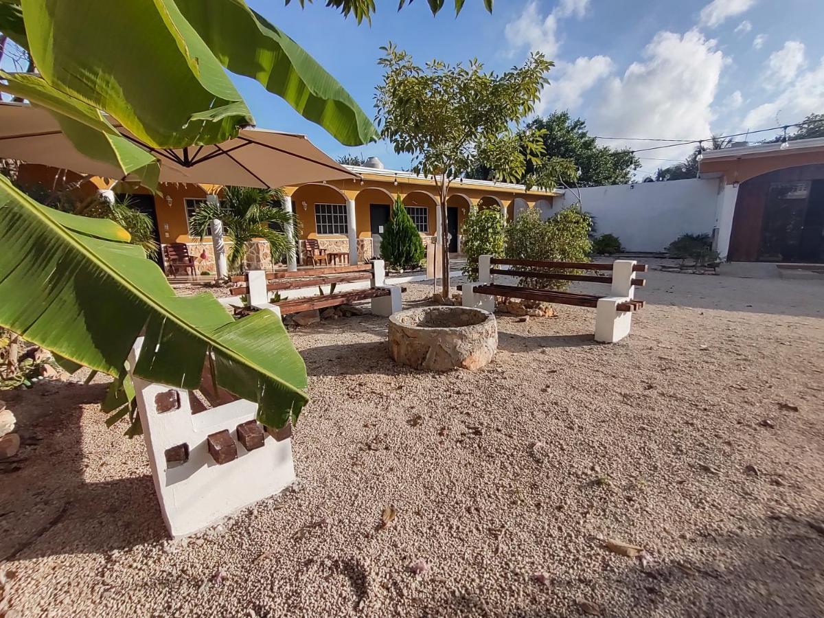 Hotel Villa Gabriela - Restaurant, Bikes ,Lands Tours Celestun Dış mekan fotoğraf